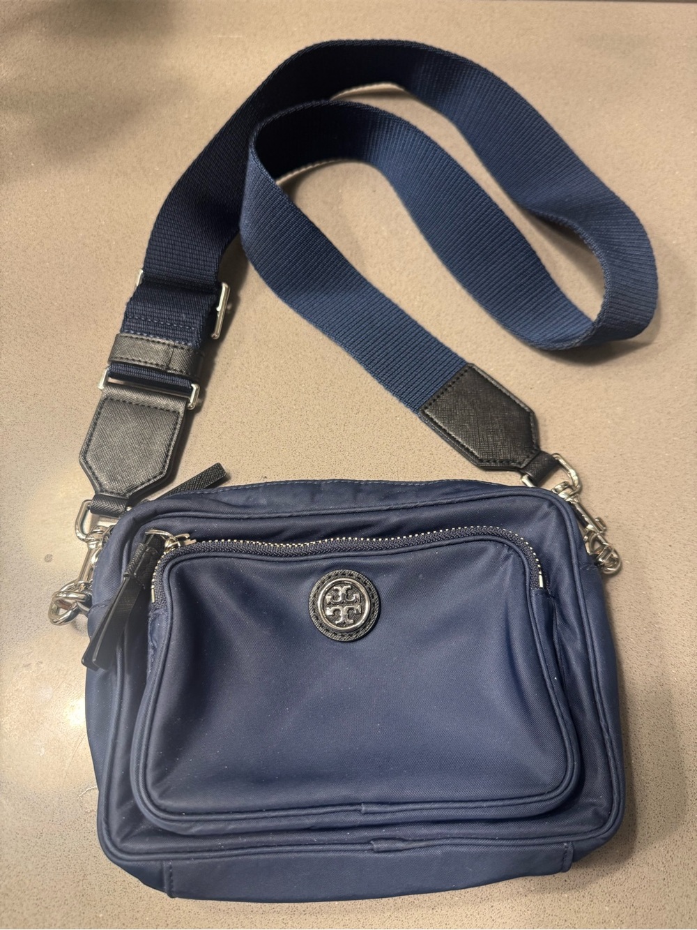 Tory Burch Nylon Crossbody Bag in Tory Navy VGUC!